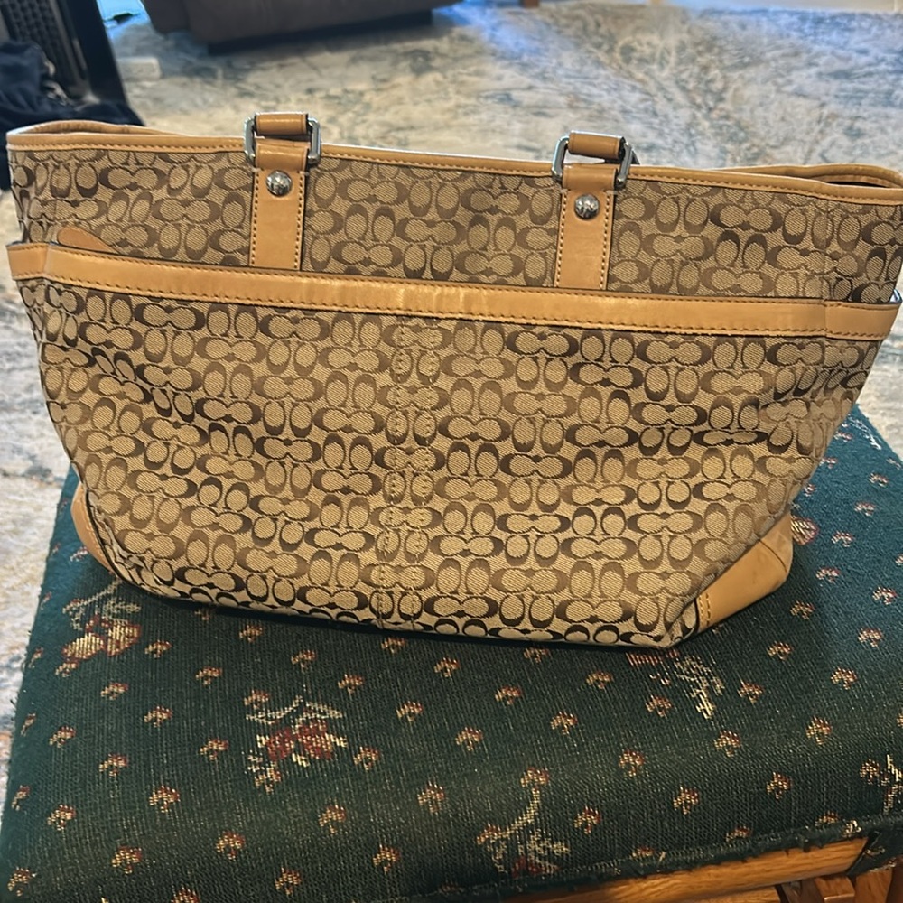 Coach signature Voyager tote 15 x 12 material and rawhide traditional coach - Picture 4 of 16